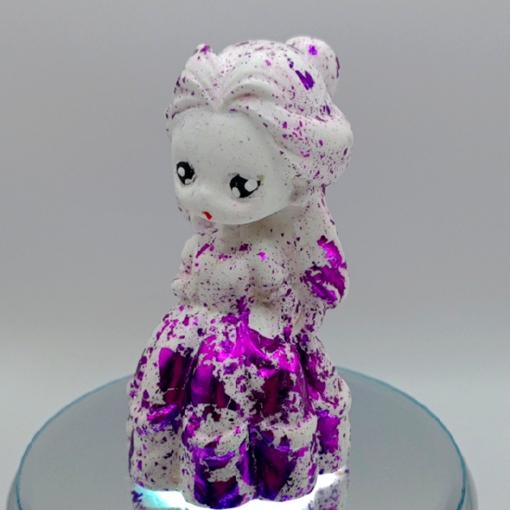 NEW Hand Made 💕 Purple and White Figurine